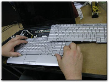Ремонт клавиатуры ноутбука в Пскове